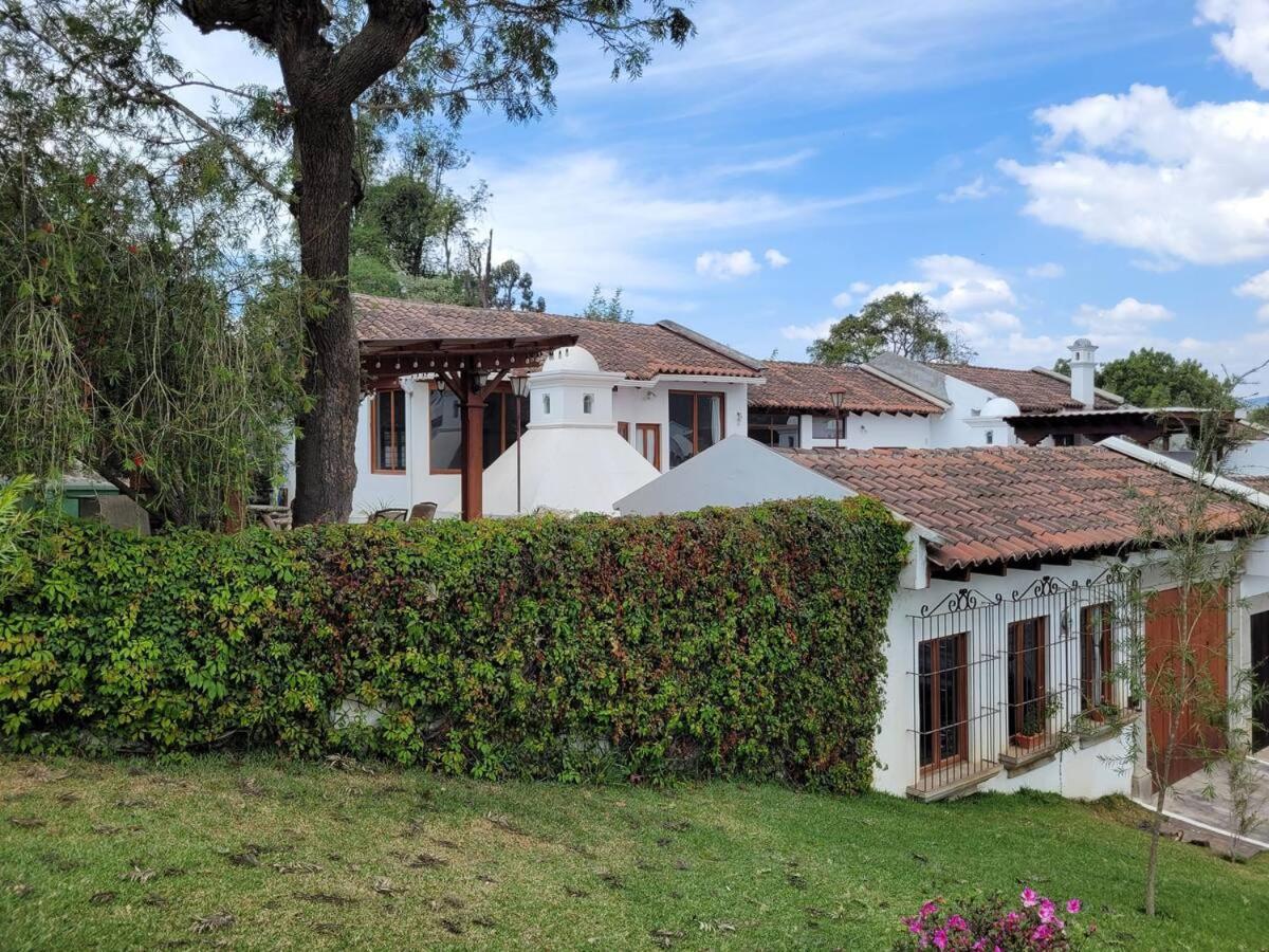 Villa Amplia casa Antigua Guatemala con pérgola y jardín Extérieur photo