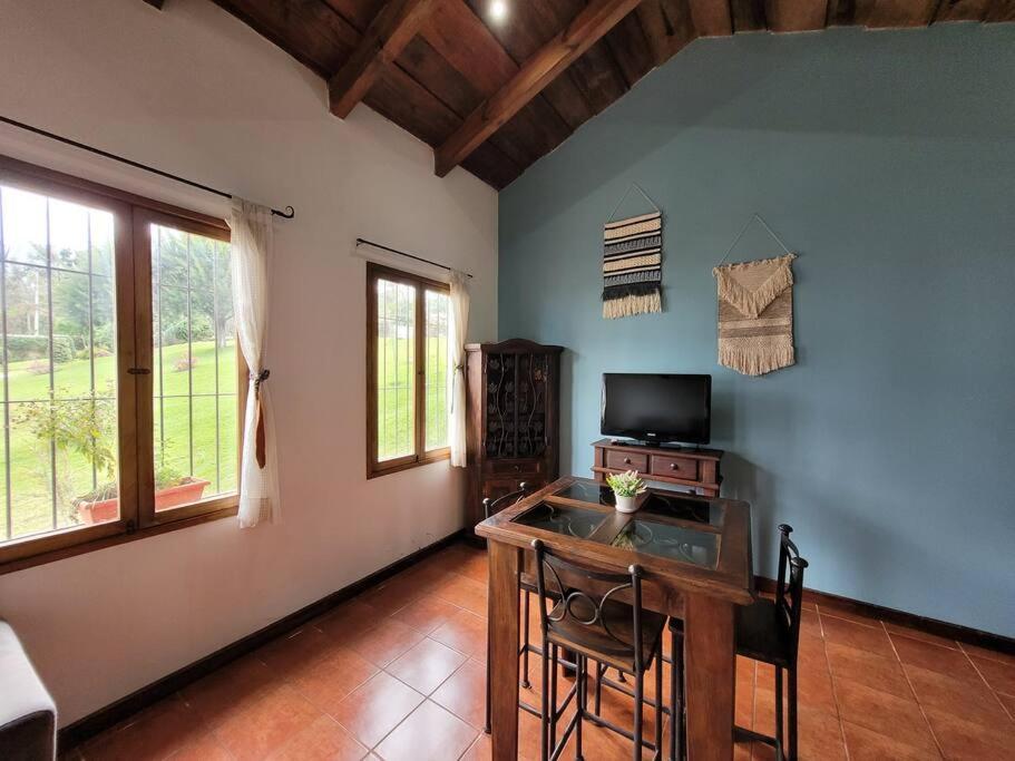 Villa Amplia casa Antigua Guatemala con pérgola y jardín Extérieur photo