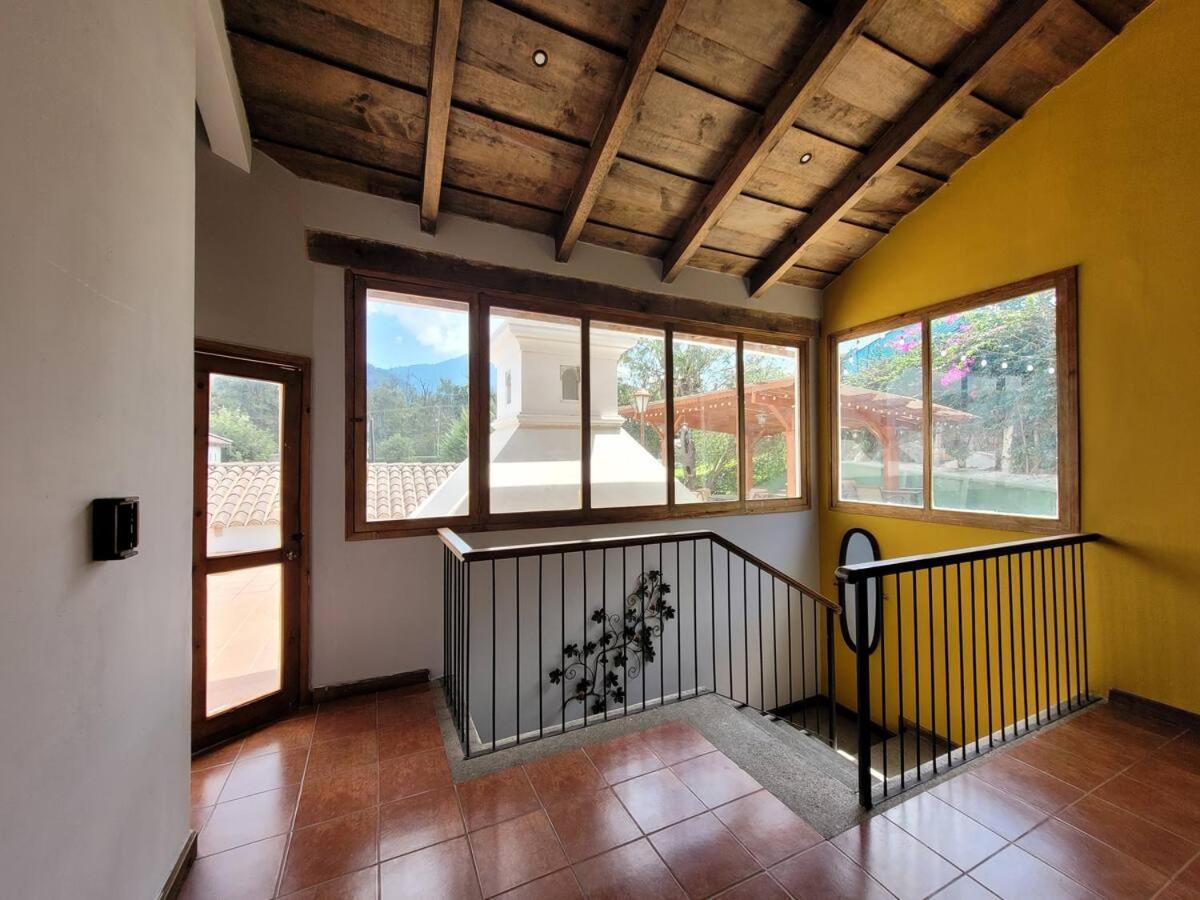 Villa Amplia casa Antigua Guatemala con pérgola y jardín Extérieur photo